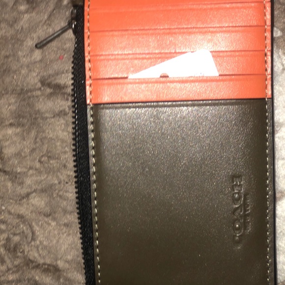 👅🦁 • 🏆 COACH x M. Jordan Collab x Alpha Vibes… •👅 🦁 - Picture 5 of 6